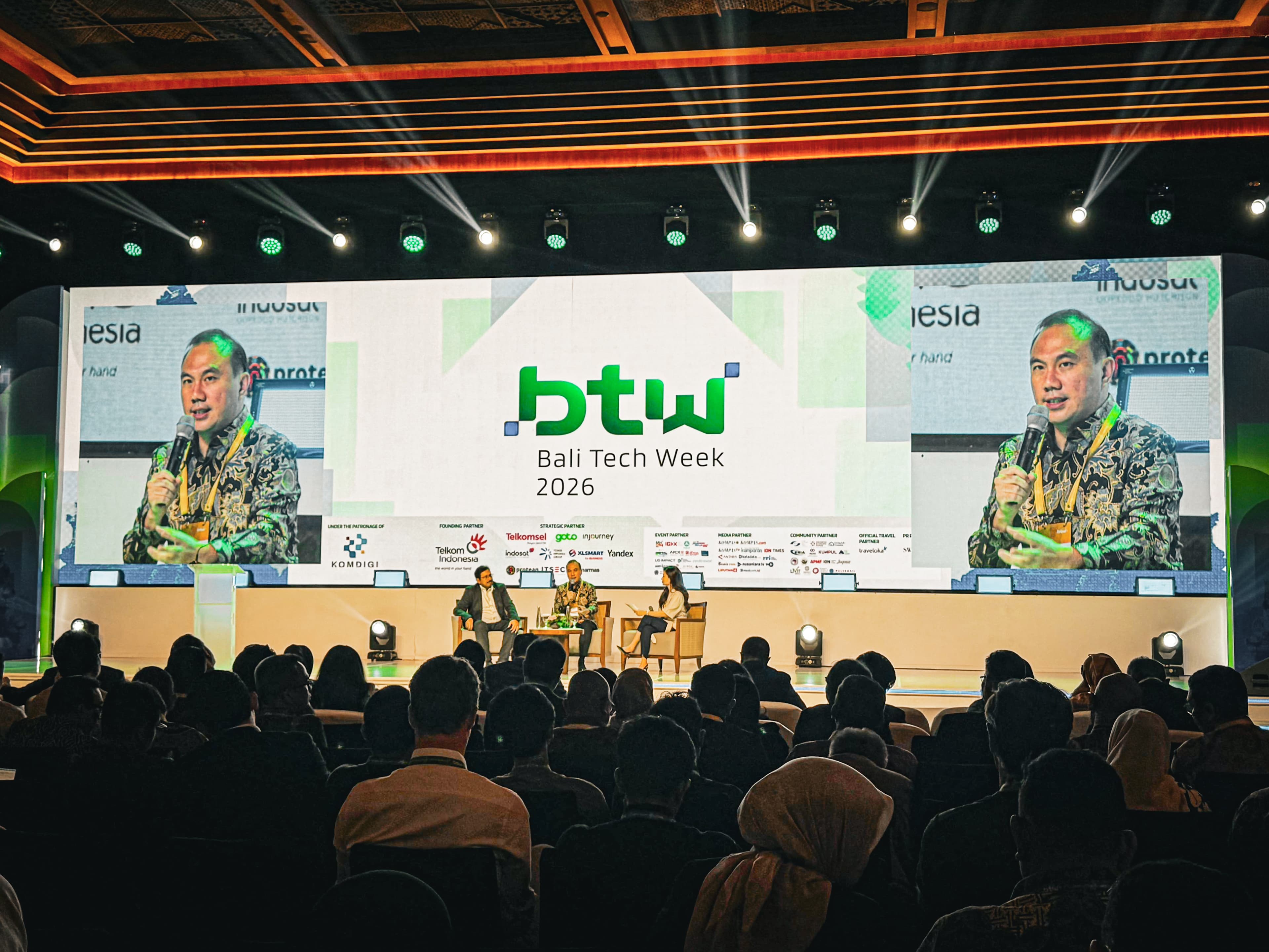 GoTo Luncurkan LLM Terbaru Open-Source 27 Miliar Parameter yang Khusus Dikembangkan untuk Indonesia